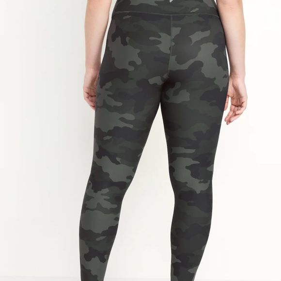 NWT OLD NAVY High-Waisted PowerSoft Full-Length Leggings CAMO SIZE MEDIUM - Picture 4 of 10